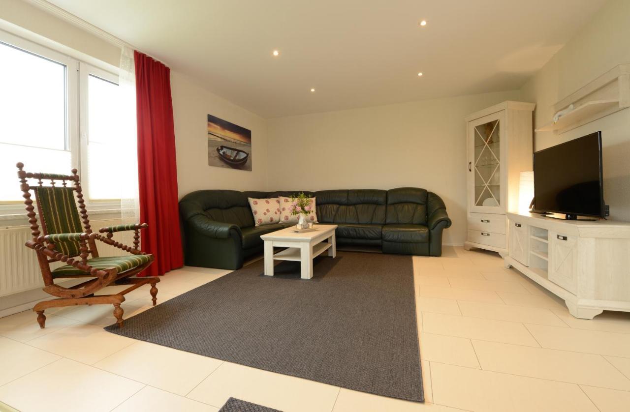 Ferienwohnung Seestern Fuer 6 Personen Mit Kamin & Terrasse 博尔滕哈根 外观 照片