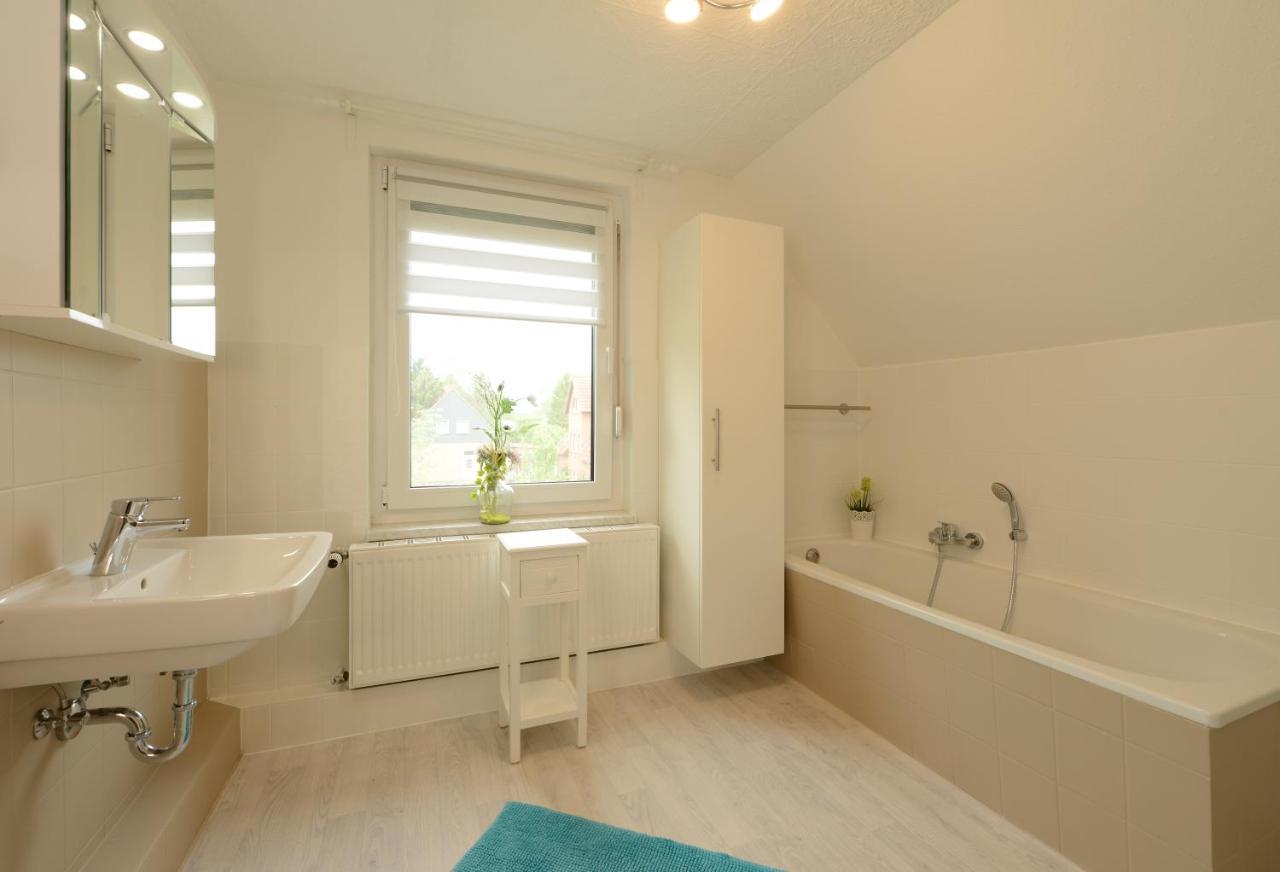 Ferienwohnung Seestern Fuer 6 Personen Mit Kamin & Terrasse 博尔滕哈根 外观 照片
